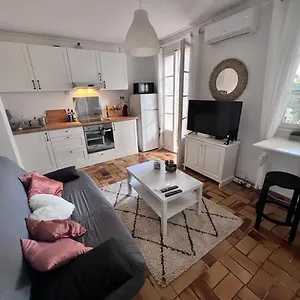 En Rez De Jardin Dans Résidence Appartement